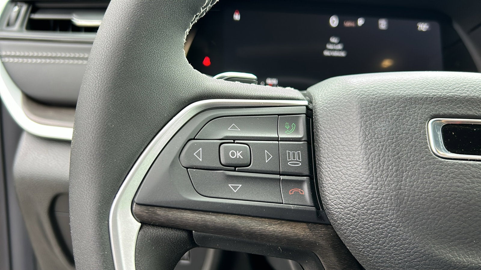 2026 Jeep Grand Cherokee L Laredo Altitude