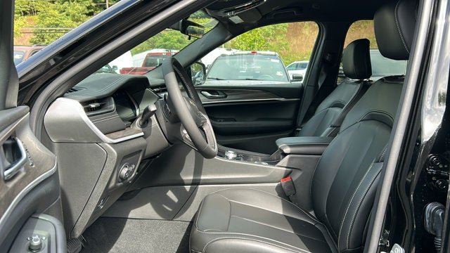 2027 Jeep Grand Cherokee L Limited