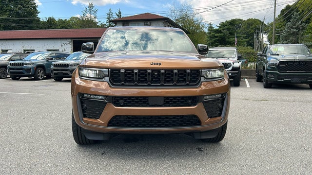 2027 Jeep Grand Cherokee L Limited Reserve