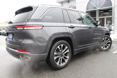 2022 Jeep Grand Cherokee 4xe Overland