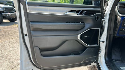2026 Jeep Grand Wagoneer L Limited Altitude