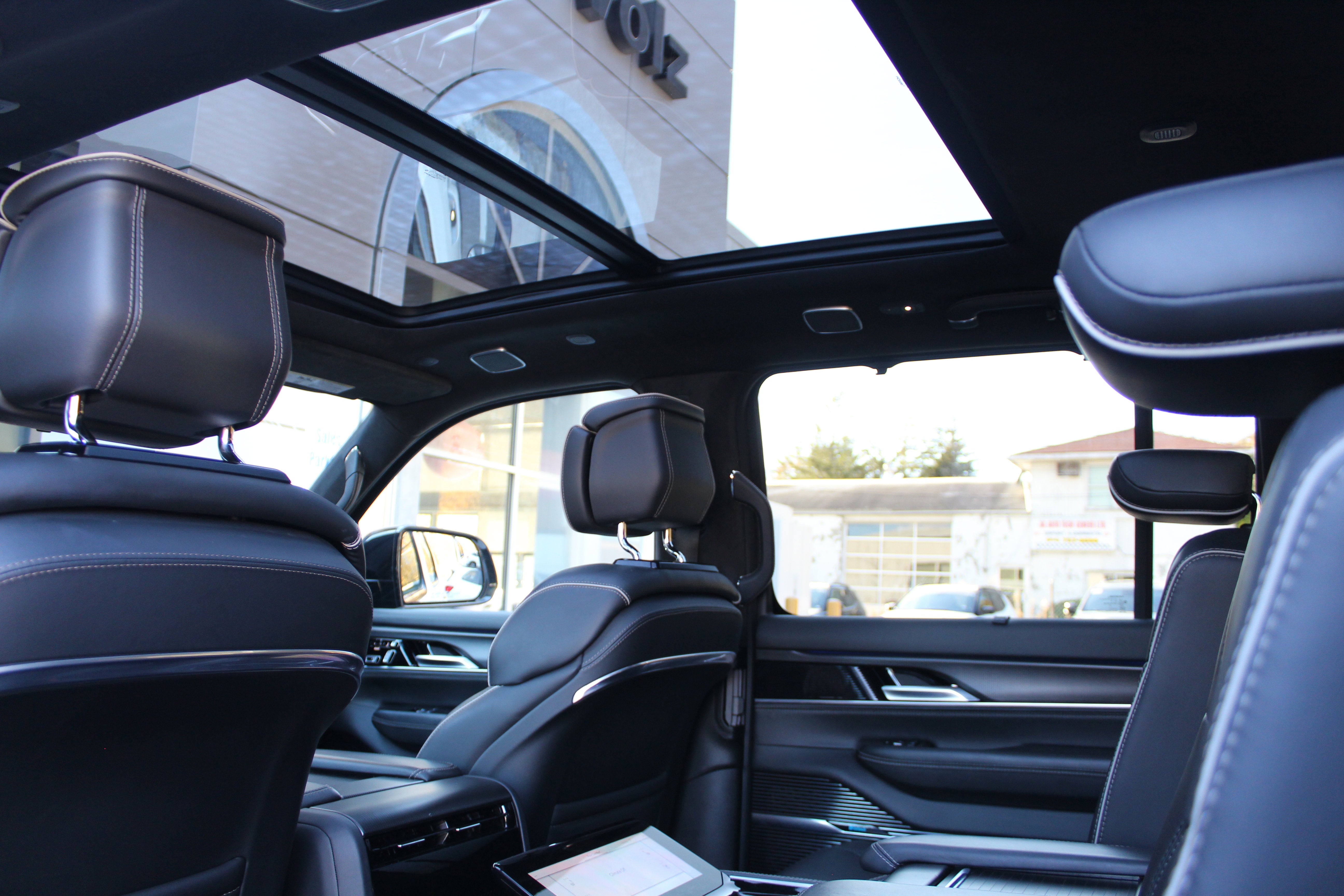 2024 Jeep Grand Wagoneer L Series II