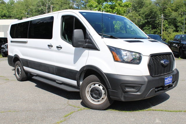 2024 Ford Transit Passenger Wagon XL