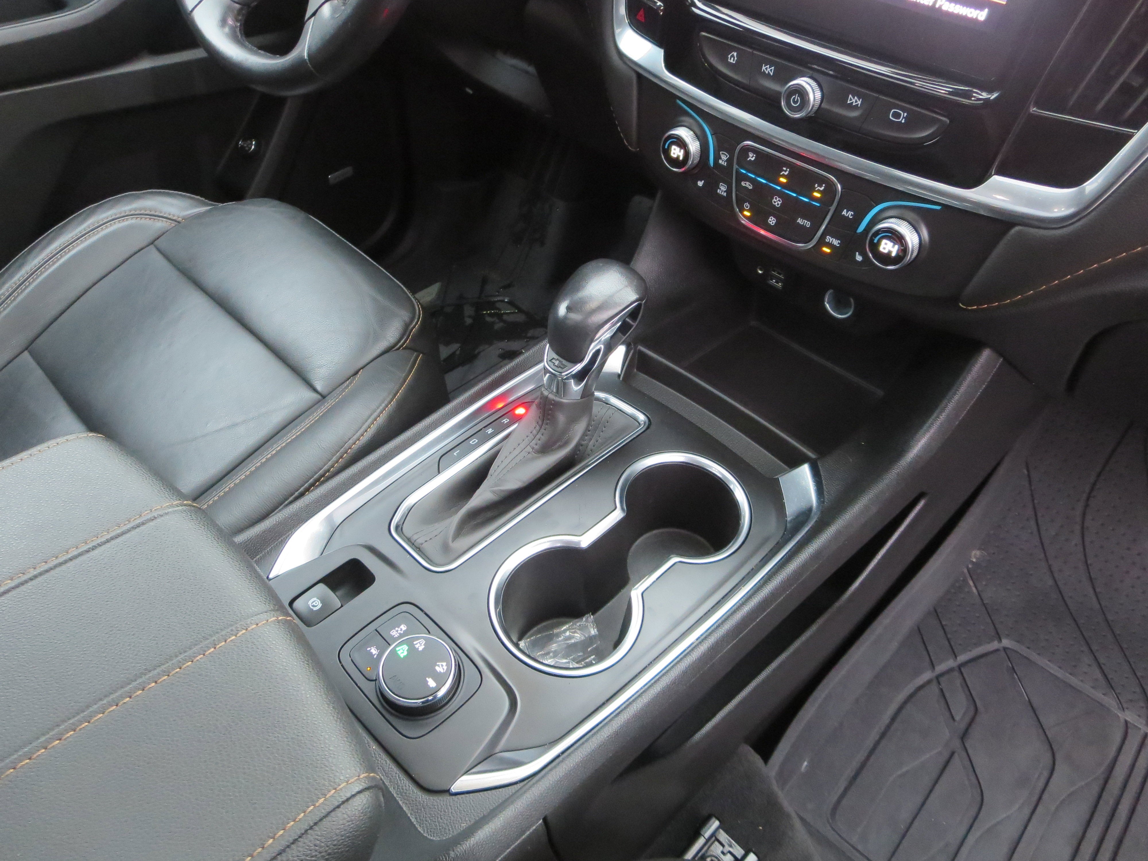 2021 Chevrolet Traverse RS