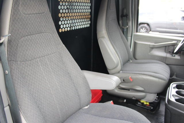 2025 GMC Savana Cargo Van BASE