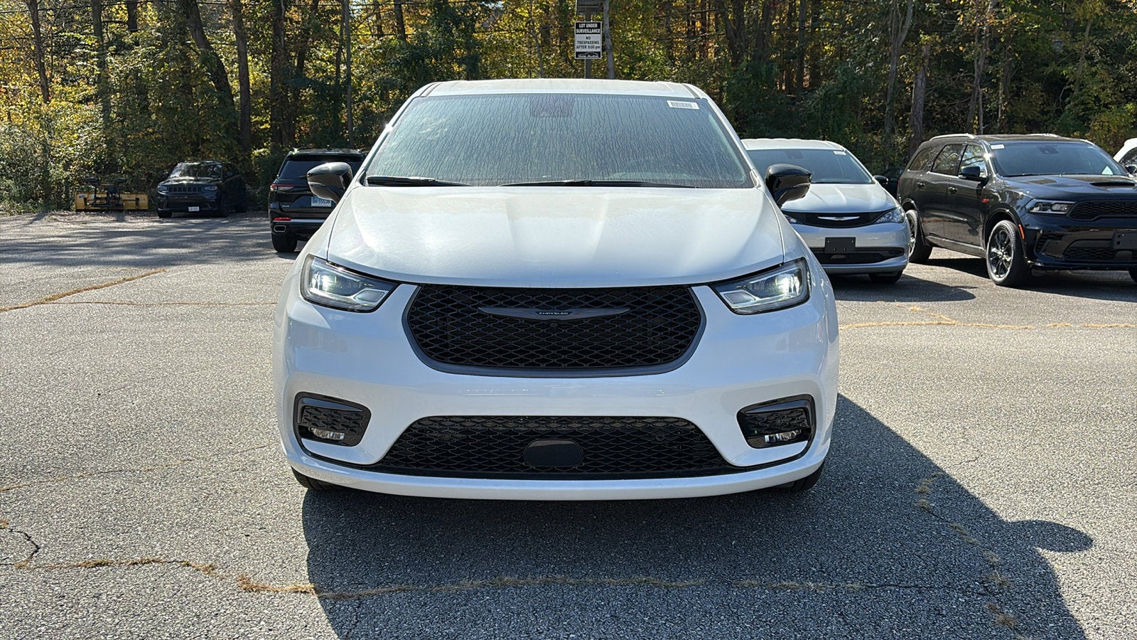 2026 Chrysler Pacifica Select