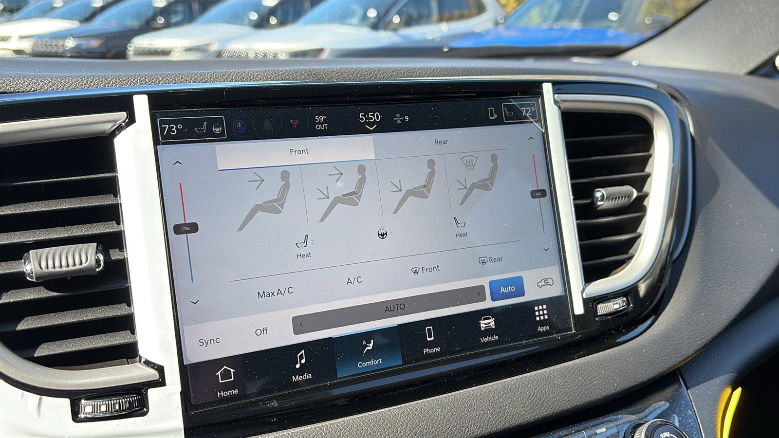 2026 Chrysler Voyager LX