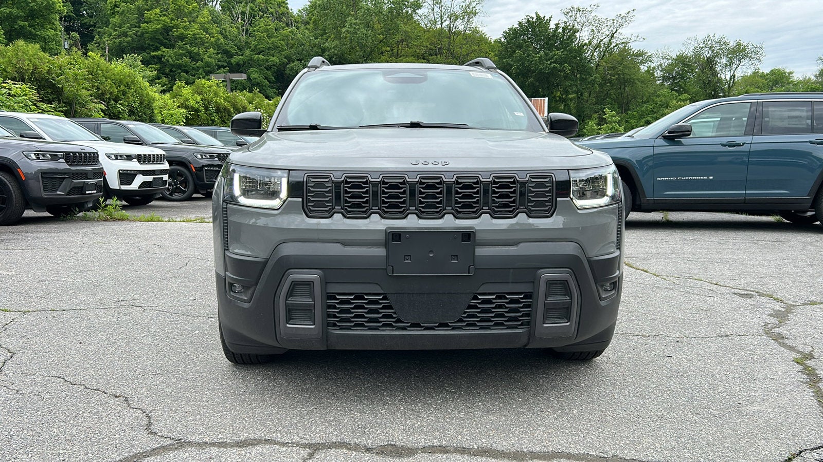 2026 Jeep Cherokee Laredo
