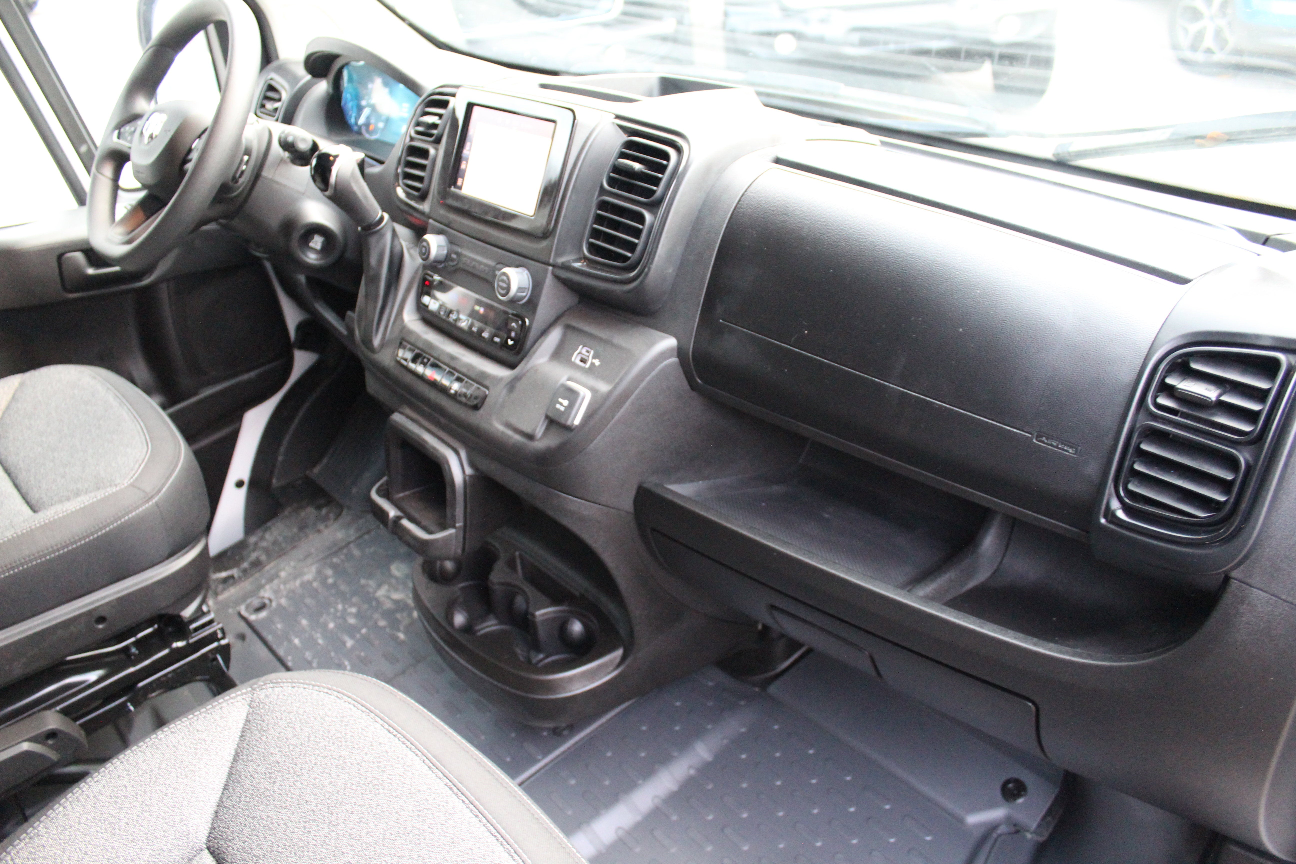 2025 RAM ProMaster Cargo Van Tradesman