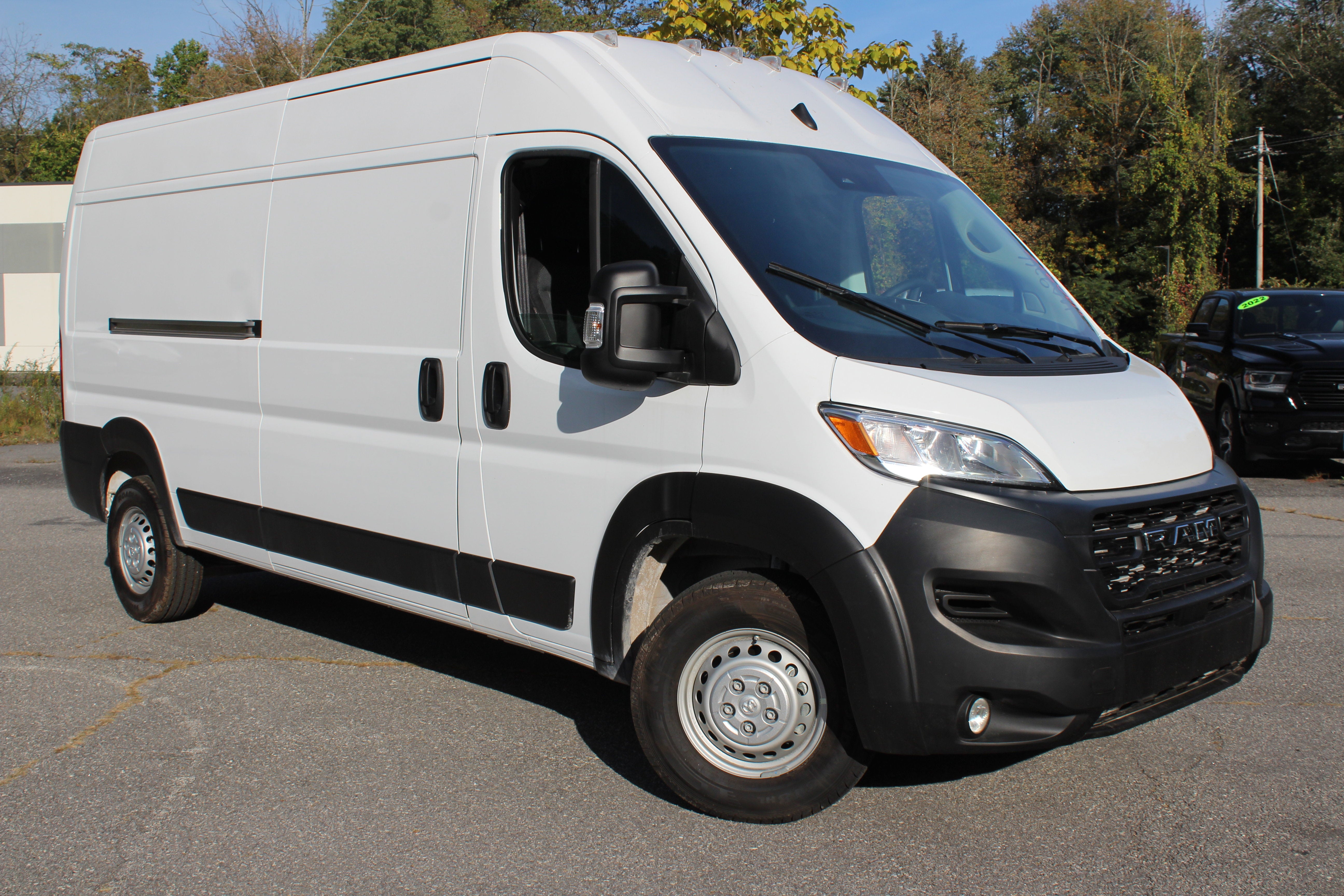 2025 RAM ProMaster Cargo Van Tradesman