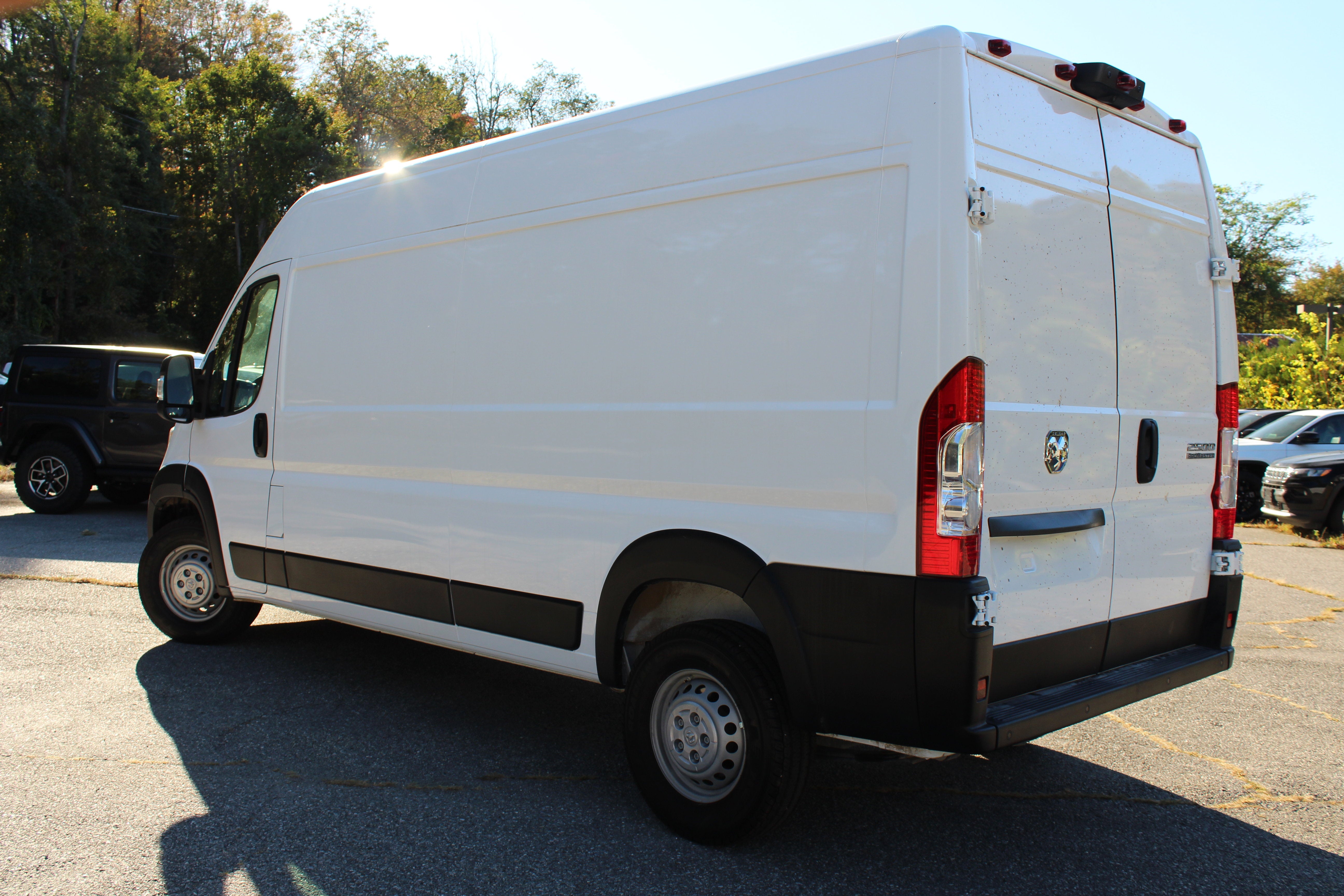 2025 RAM ProMaster Cargo Van Tradesman