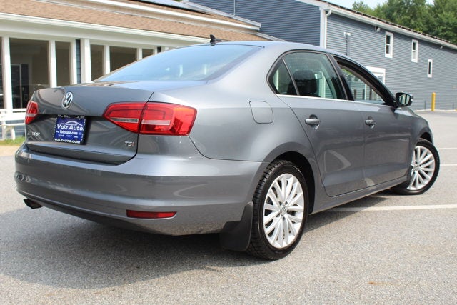Used 2015 Volkswagen Jetta SE with VIN 3VWD17AJ2FM405990 for sale in Cortlandt, NY