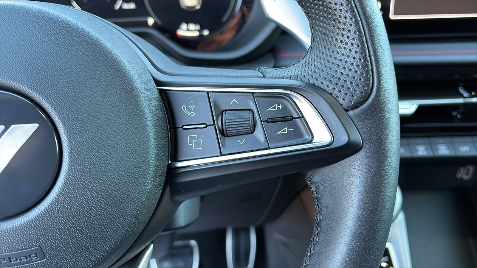 2025 Dodge Hornet R/T