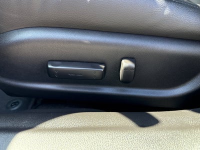 2017 Acura ILX w/Premium Pkg