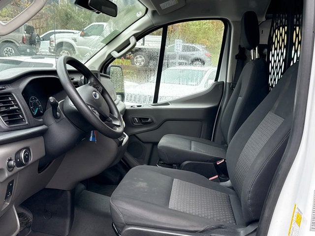 2025 Ford Transit Cargo Van Base