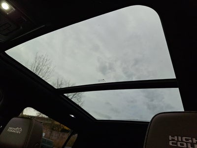 2022 Chevrolet Suburban High Country